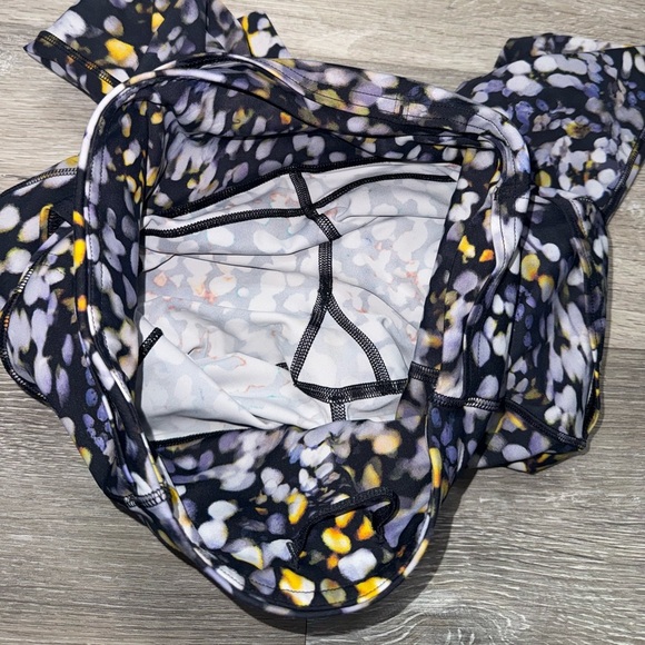 Lululemon Fast and Free Tight II 25" *Non-Reflective size 4 - Picture 15 of 16